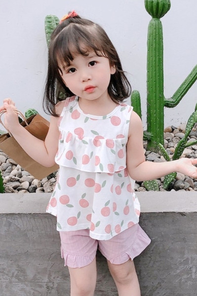 Modern gyerekgarnitúra két részből álló felső + rövidnadrág