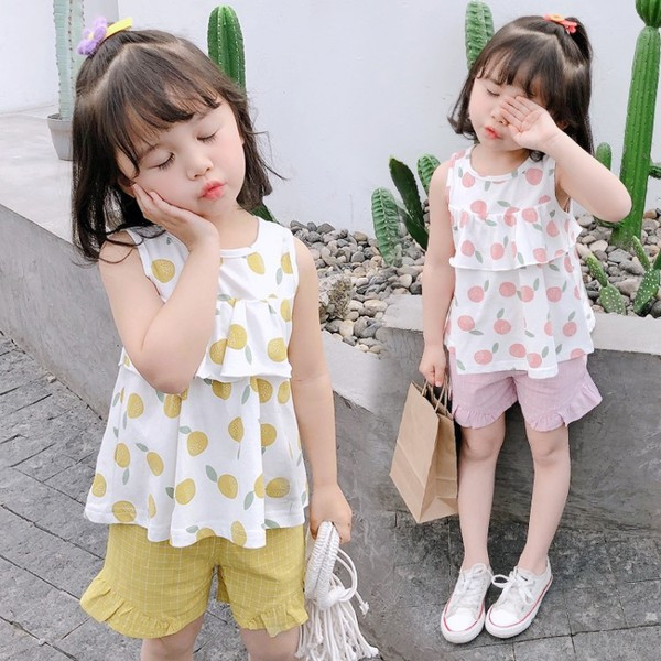 Modern gyerekgarnitúra két részből álló felső + rövidnadrág