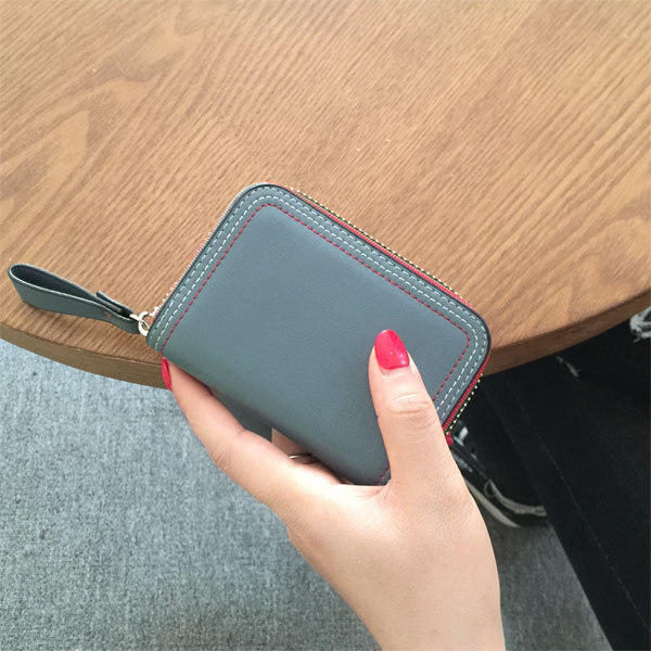 Portofel de dama din piele ecologica model uni