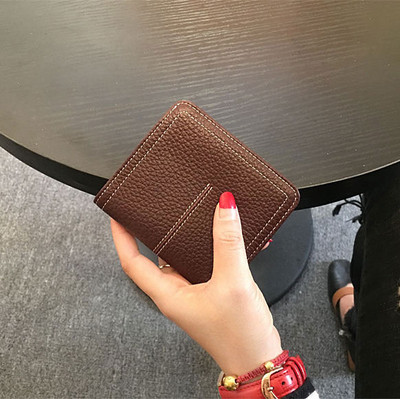 Γυναικείο πορτοφόλι από οικολογικό δέρμα - κλασικό μοντέλο