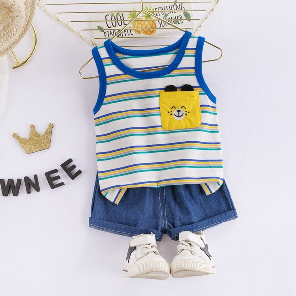 Két részből álló, napi használatra alkalmas gyerekkészlet fiúknak