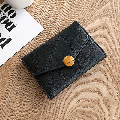 Modern női pénztárca négyzet alakú fém díszítéssel