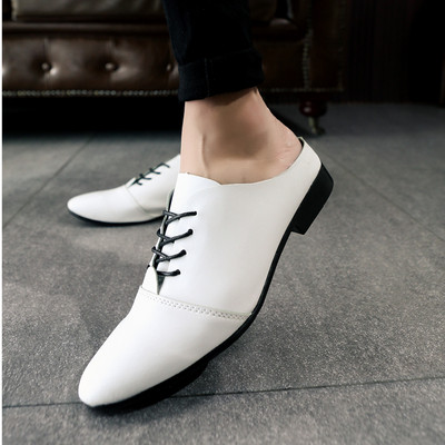 Ανδρικές παντόφλες με κορδόνια - μυτερό μοντέλο