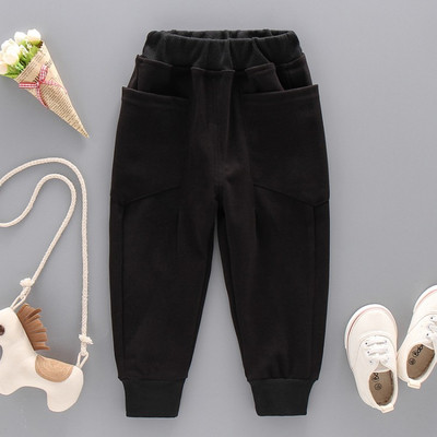 Παιδικό αθλητικό παντελόνι με τσέπες για αγόρια