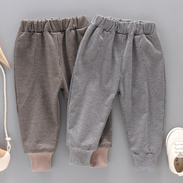 Uus elastse vöökohaga sportlaste lastepükste mudel poistele