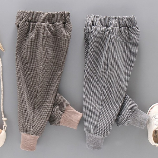 Uus elastse vöökohaga sportlaste lastepükste mudel poistele