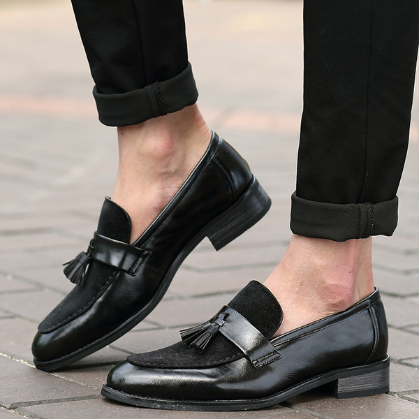 Ünnepi cipő bojttal és öko velúrral