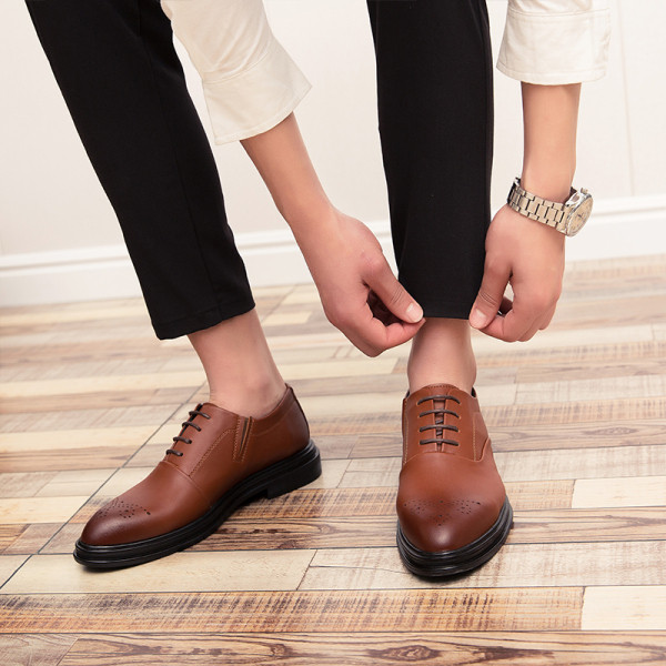 Férfi formális fűzős cipő - hegyes modell