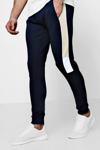 Ανδρικό παντελόνι casual με τσέπες και πλαϊνά άκρα