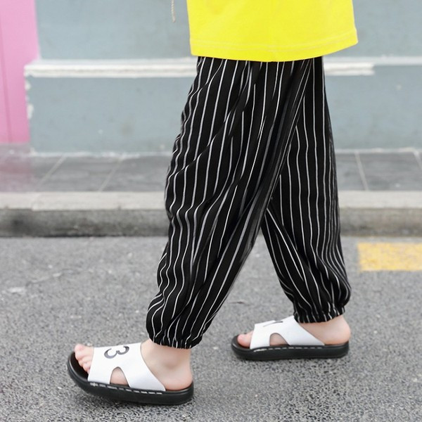 Lezser csíkos gyereknadrág fiúknak zsebekkel