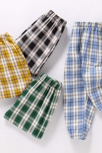 Modern, kockás gyereknadrág fiúknak és lányoknak egyaránt