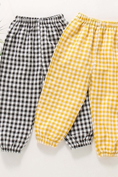 Gyermek kockás nadrág új modellje tavaszra és nyárra