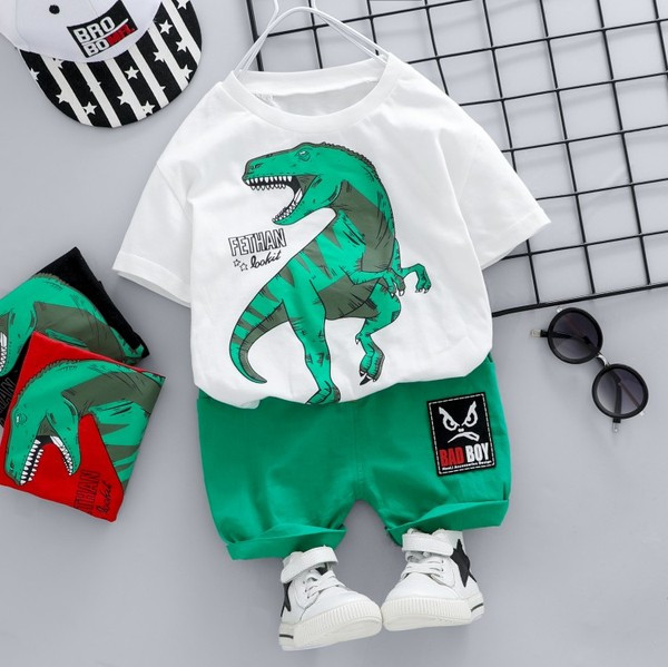 Új modell gyerek szett kétrészes rátéttel + rövidnadrág