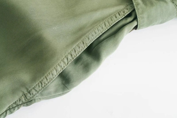 Női lezser hosszú, széles nadrág övvel