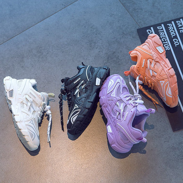 Alkalmi gyerek tornacipő fűzővel és durva talppal, alkalmas fiúknak és lányoknak