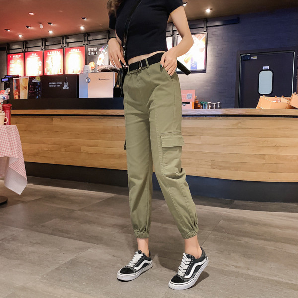 Női hosszú nadrág zsebbel és magas derékkal