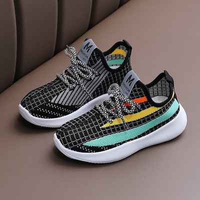 Αθλητικά και καθημερινά παιδικά αθλητικά παπούτσια με κορδόνια και χρωματιστό μοτίβο