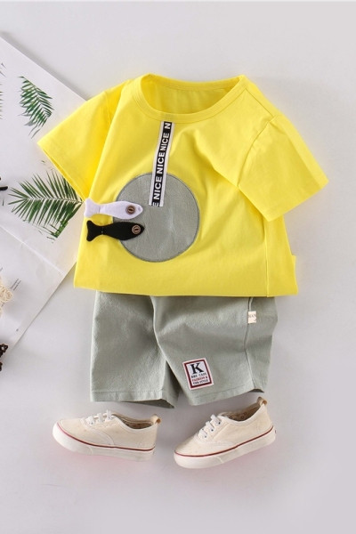 Gyermek napi szett fiúknak két részből áll