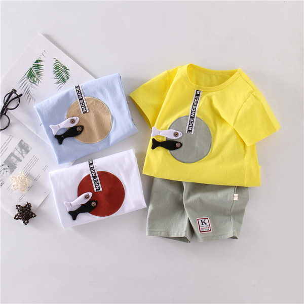 Gyermek napi szett fiúknak két részből áll