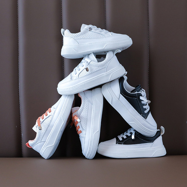 Alkalmi gyerek tornacipő fűzővel és vastag talppal