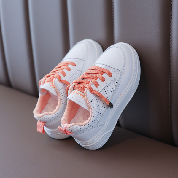 Alkalmi gyerek tornacipő fűzővel és vastag talppal