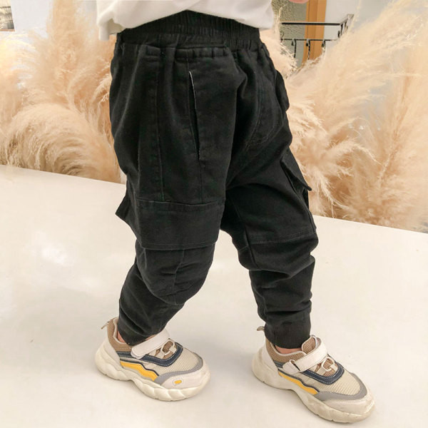 Sport gyereknadrág - zsebes fiúknak