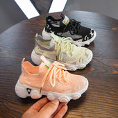 Sporta un ikdienas kedas ar mežģīnēm un biezu zoli