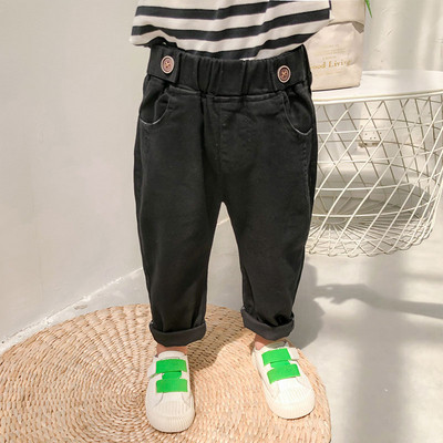 Modern, zsebes gyereknadrág - fiúknak