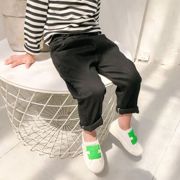 Modern, zsebes gyereknadrág - fiúknak