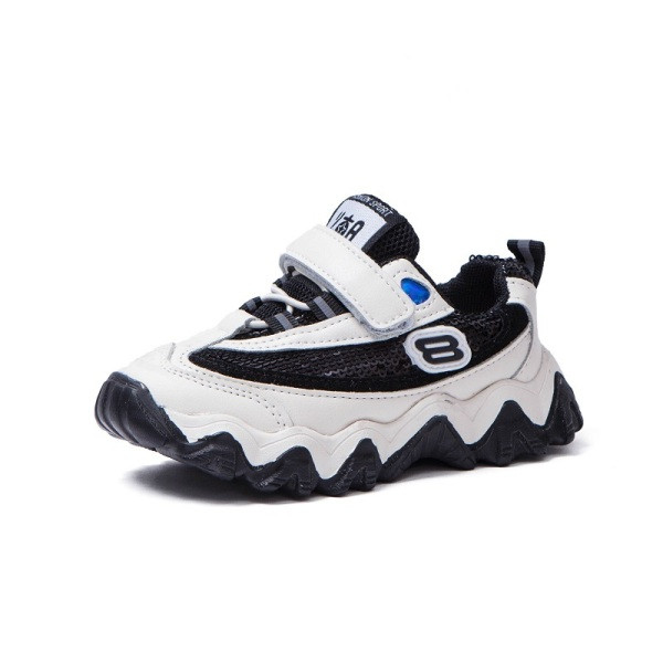 Särava efektiga ja kleepsudega spordi- ja igapäevane laste tossud