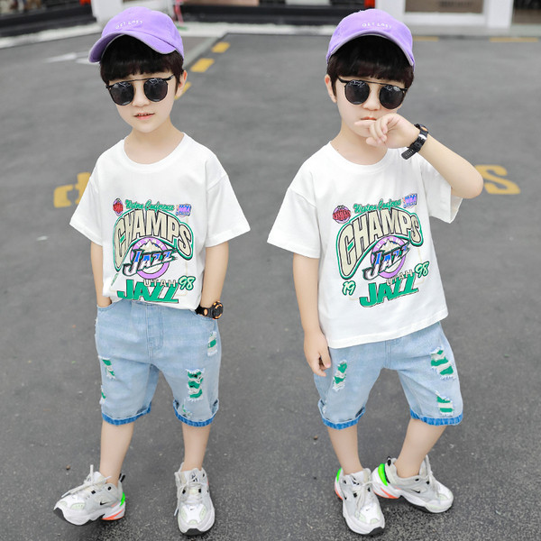 Új modell gyerek szett fiú blúzhoz rátéttel + farmer