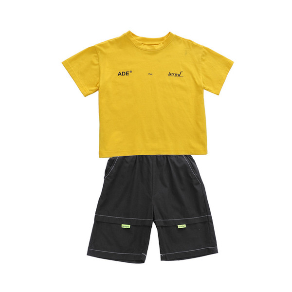 Napi gyerekkészlet fiúknak kétrészes nadrág + blúz