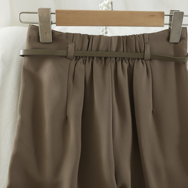 Naiste vöö ja kõrge vöökohaga püksid