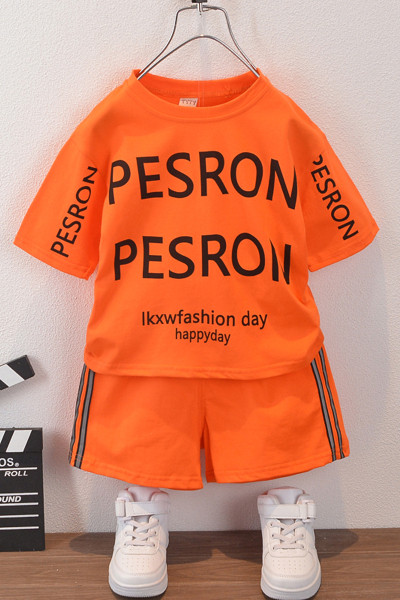 Sportos gyerek szett fiúknak kétrészes rövidnadrág + blúz