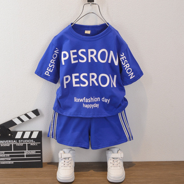 Sportos gyerek szett fiúknak kétrészes rövidnadrág + blúz