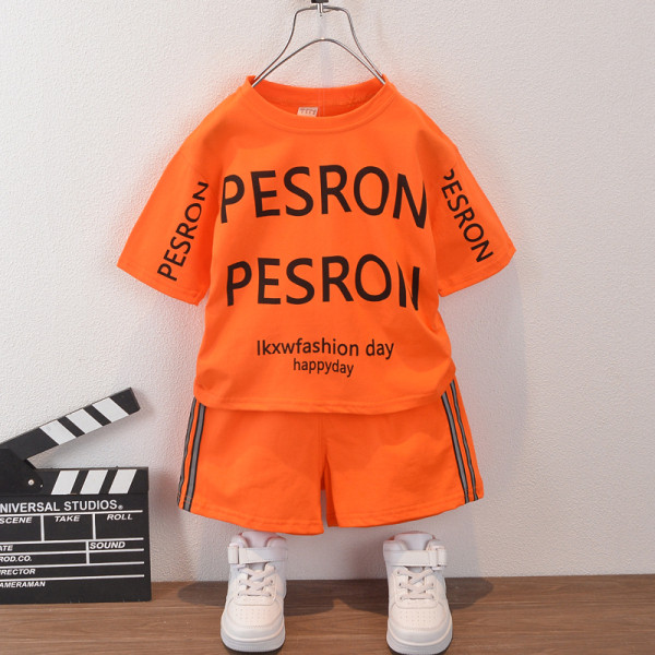 Sportos gyerek szett fiúknak kétrészes rövidnadrág + blúz