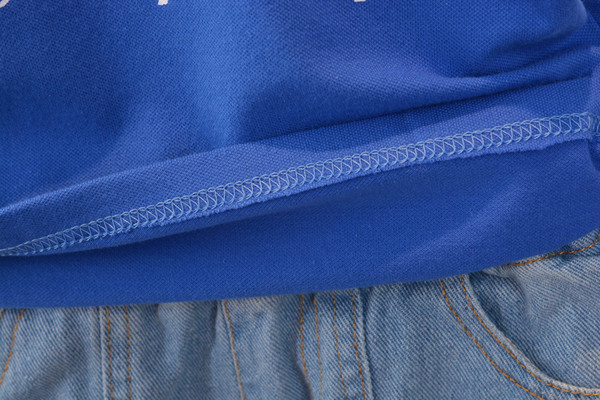 Dienas bērnu komplekts zēniem - blūze ar apkakli + īsi džinsi