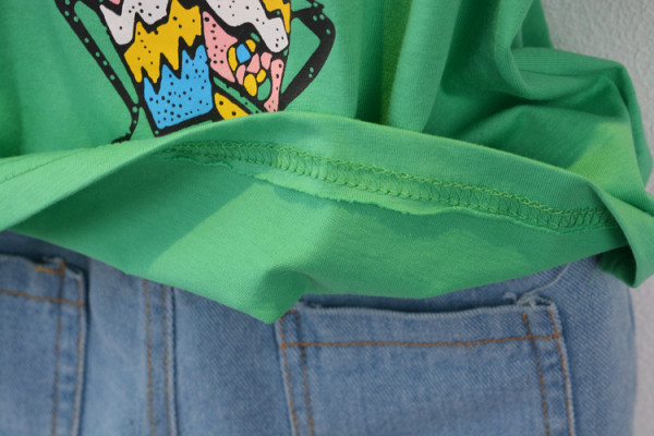 Modern gyerekkészlet fiúknak, kétrészes applikációval