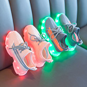 NAUJAS vaikiškų šviečiančių sportbačių su raišteliais modelis