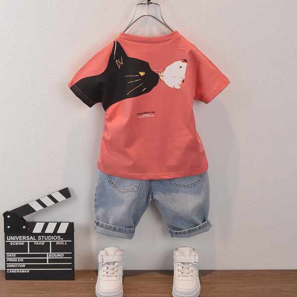 Új modell gyerekszett fiúknak kétrészes farmer + blúz