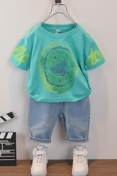 Gyerekkészlet fiúknak kétrészes rövid farmer + rövid ujjú blúz