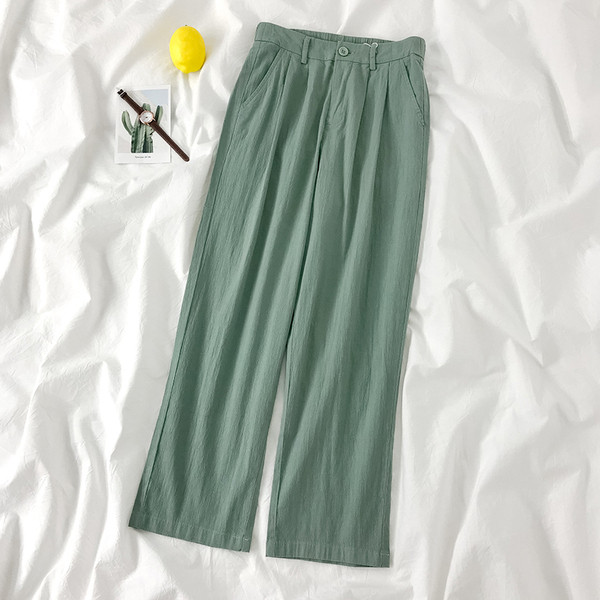 Női nadrág zsebekkel - egyenes modell