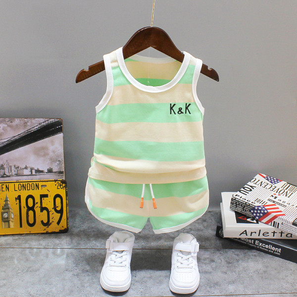 Nyári gyerek felső és rövidnadrág szett