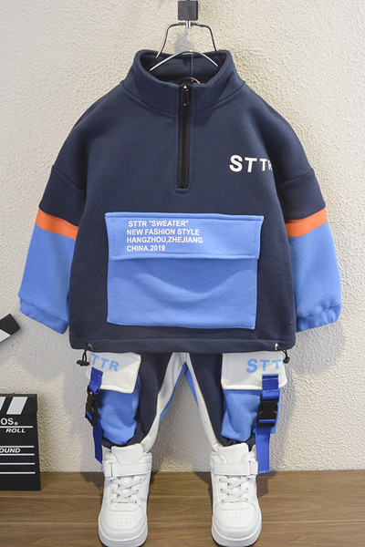 Új modell kétrészes őszi gyerek szett fiúknak