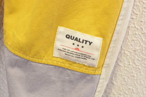 Napi gyerekkészlet fiúknak kétrészes blúz kapucnival + nadrág