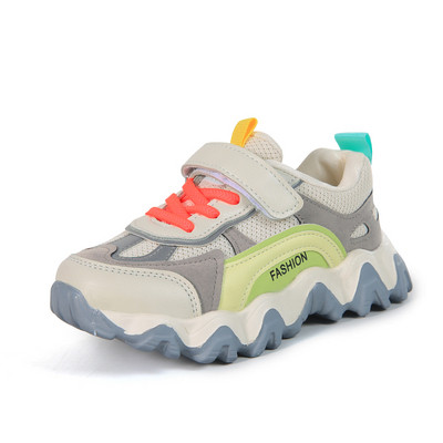 Sport és mindennapi gyerek tornacipő mintával és fűzővel