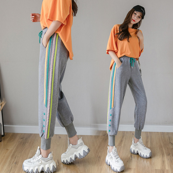 Alkalmi női sportnadrág szegéllyel