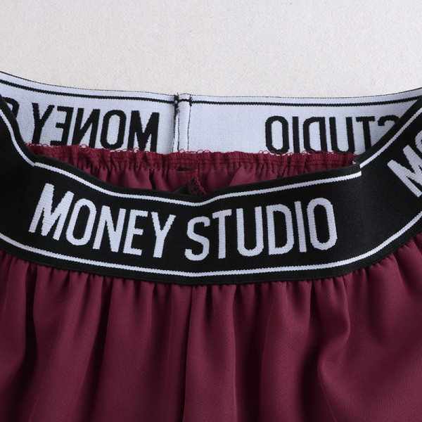 Női nadrág gumival és felirattal - egyenes modell