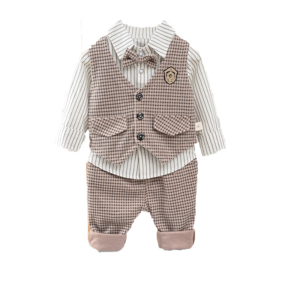 Elegáns, három részből álló gyerekkészlet fiúknak