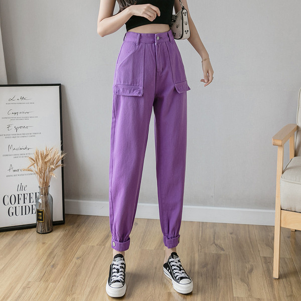 Női nadrág zsebekkel, magas derékkal